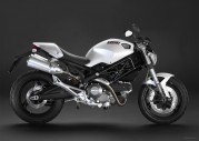 Ducati Monster 696